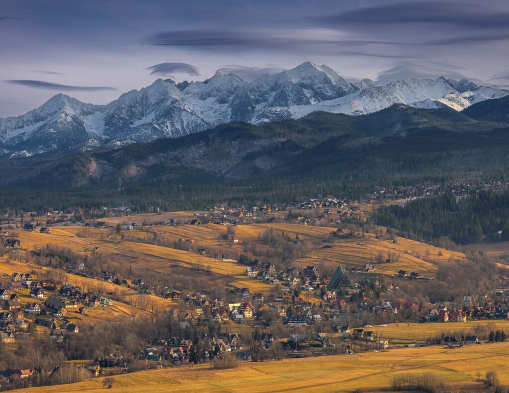 scenic view of zakopane with tatra mountains